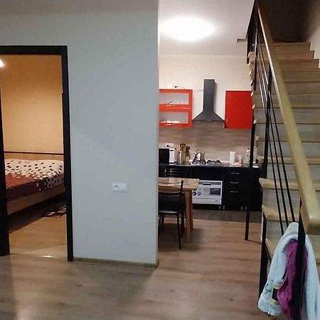 Full House Appartement Tbilisi Buitenkant foto