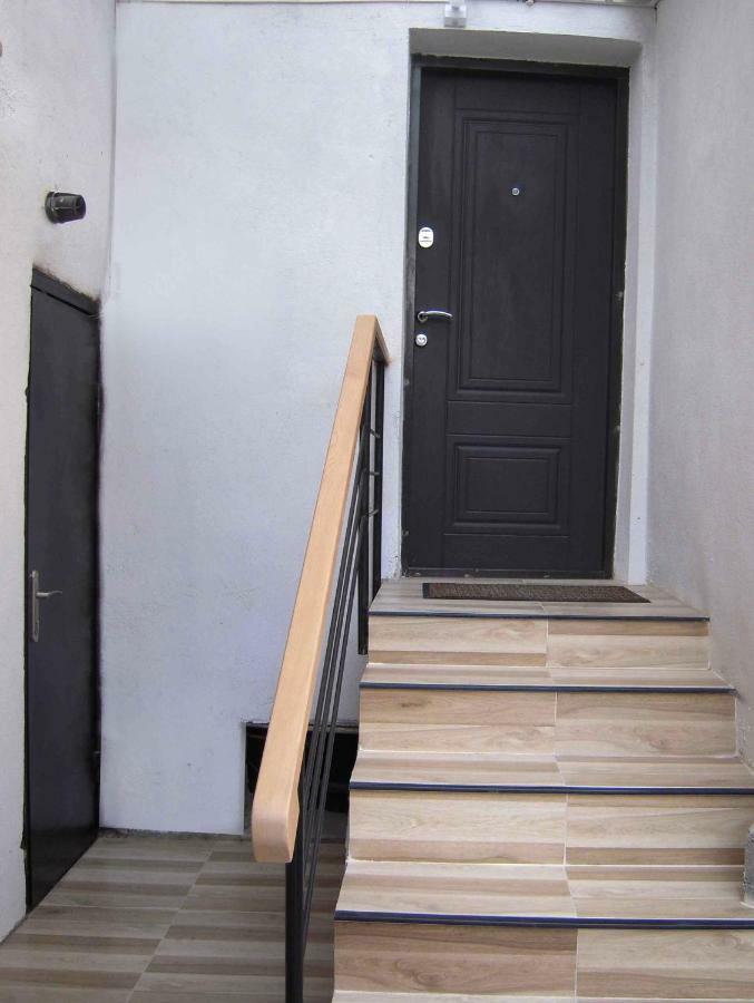 Full House Appartement Tbilisi Buitenkant foto